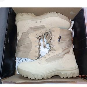 FREE SOLDIER Men’s Tactical Boots Size 9 Waterproof Hiking Work Tactical